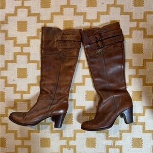 Frye Fiona Tan Leather Boots